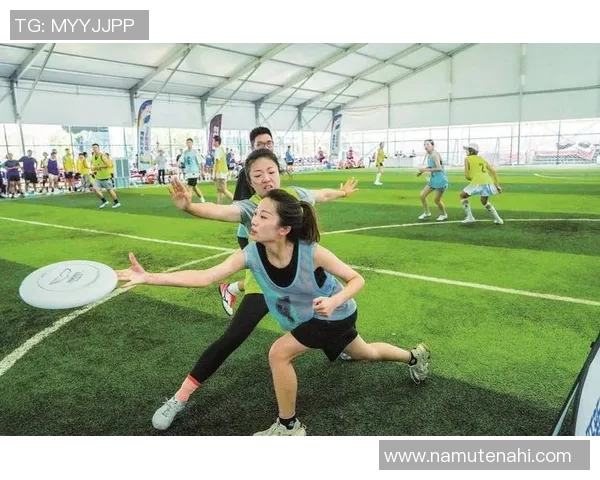 武汉飞盘队意识争议引发热议球员与教练的沟通与理解亟待加强